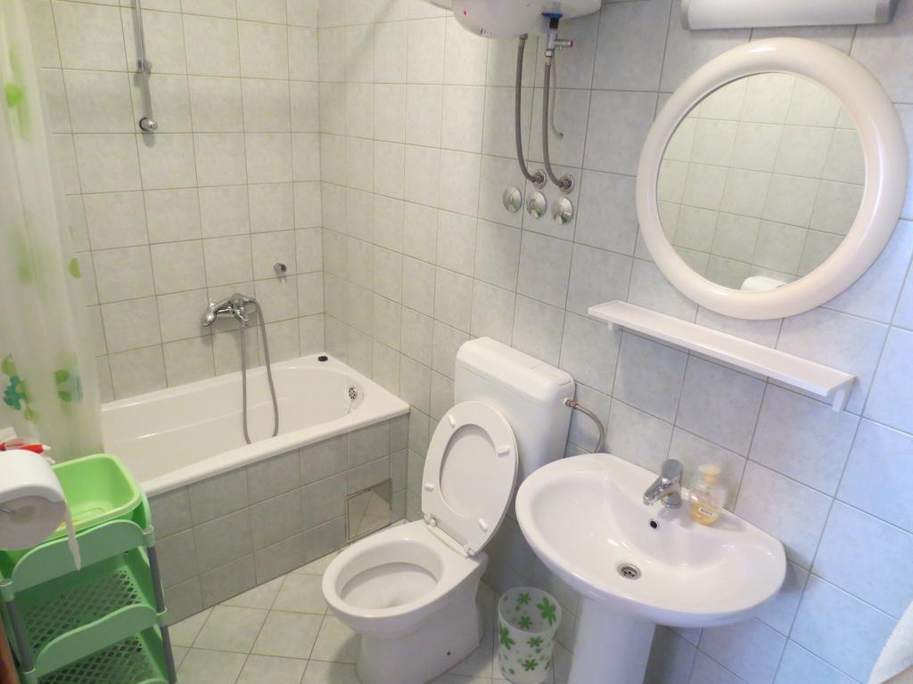 Apartments Kovacic Omiš Δωμάτιο φωτογραφία